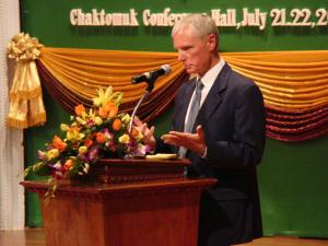 Ambassador Kent Wiedemann presenting about "The Early Years of Cambodia's Democracy" / by: Dara Saoyuth